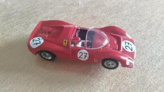 Scalextric Seat 850 TC y Ferrari GT 330