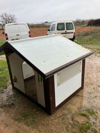 Caseta para perro de aluminio