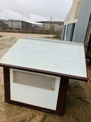 Caseta para perro de aluminio