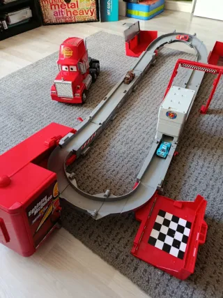 Camión Trailer Mack Rayo McQueen