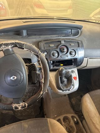 Despiece Renault Scenic II 1.9 DCI