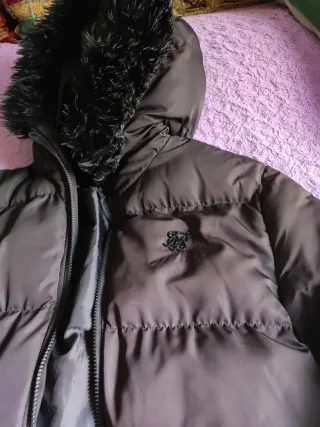 Cazadora acolchada chico con capucha