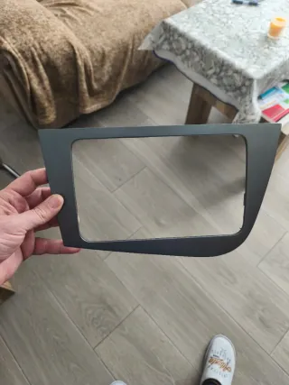 Marco 2 DIN y Radio Seat León para piezas