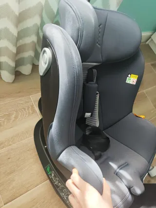 Silla de coche Chicco azul oscura