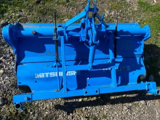 Tractor Yanmar YM150D