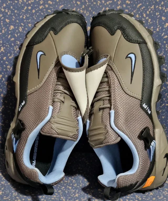 Zapatilla Deportiva Nike ACG Phassad "Cave Stone"