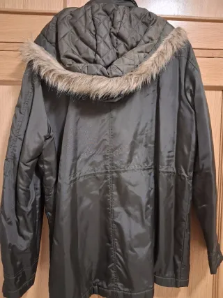 Parka TY Milano verde militar con capucha