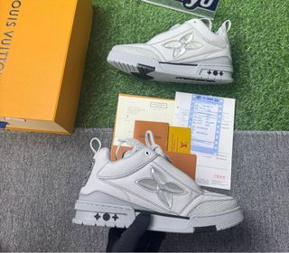 Scarpe Louis Vuitton Grigio/Bianco Tutte Misure