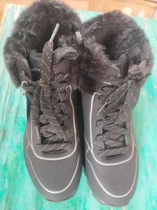 Botas Skechers Nuevas