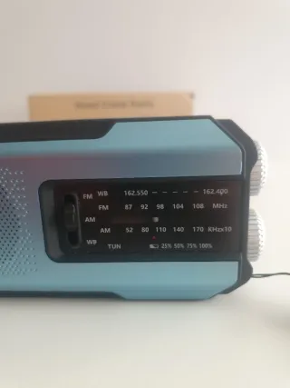 Radio Portátil Multifunción