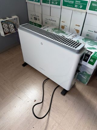 Calefactor eléctrico blanco