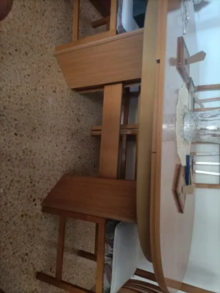 Mesa de comedor de madera extensible