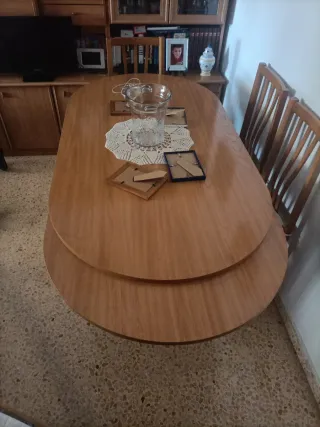 Mesa de comedor de madera extensible