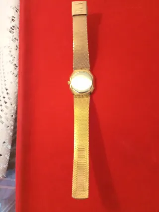 Reloj de pulsera unisex chapado en oro 4 brillante