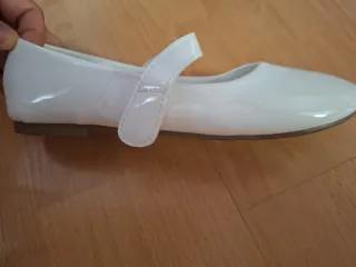 Zapatos vestir blancos y dorados talla 36
