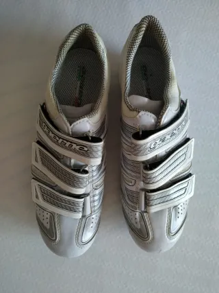 Zapatillas Ciclismo Spinning Blancas, marca Gaerne