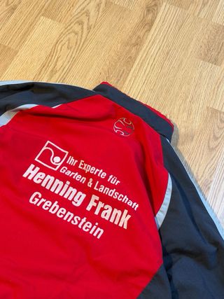 Chaqueta Adidas Negra y Roja Vintage