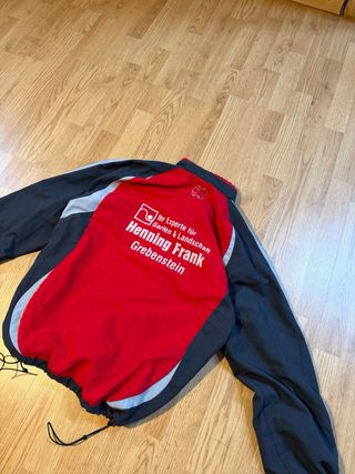 Chaqueta Adidas Negra y Roja Vintage