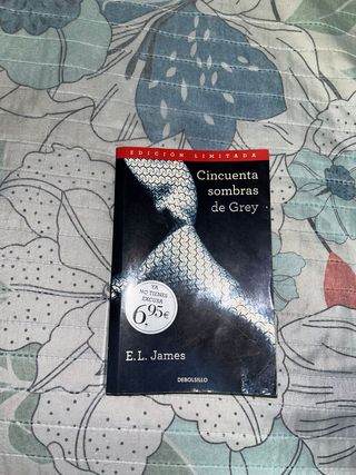 ESTUCHE CINCUENTA SOMBRAS