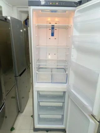 Nevera marca Indesit 200/60cm clase A+ con garanti