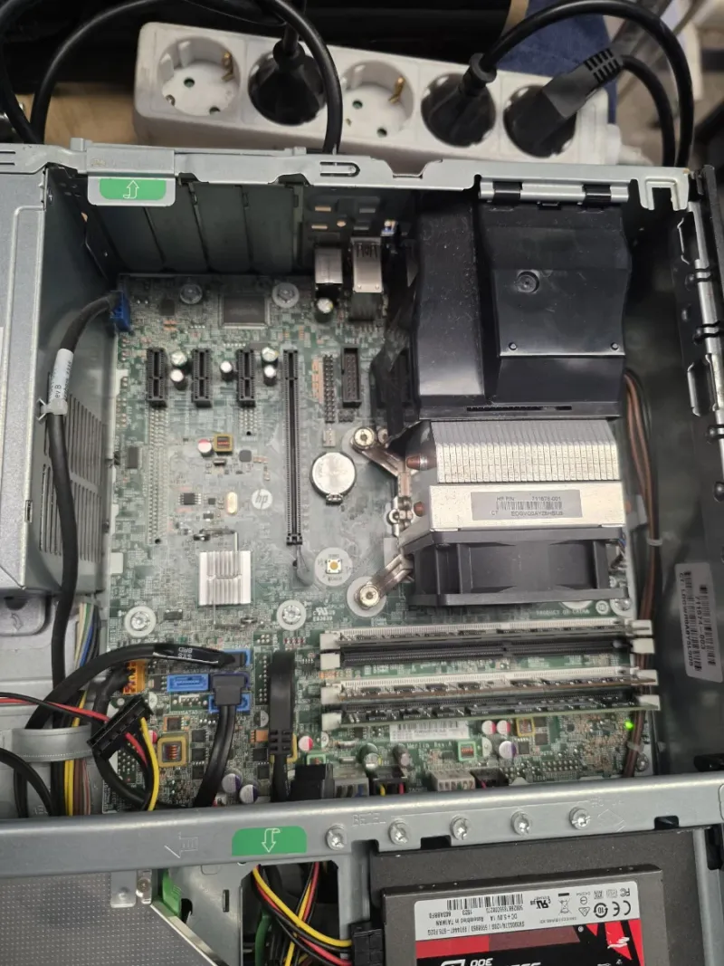 Torre HP ProDesk i3 12GB RAM afbeelding 7