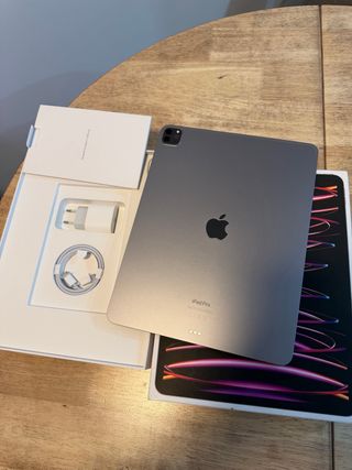 iPad Pro 12.9 M2, (6a Gen) - Grigio Siderale