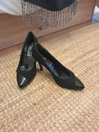 Zapatos negros ante y charol T39 Piel