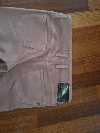 Pantalón campana tiro bajo rosa