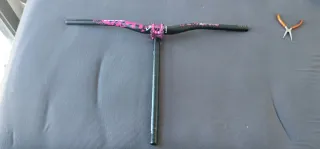 Manillar MTB Aluminio Negro/Rosa