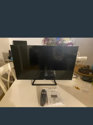 Smart TV Qilive 32" Negra Como Nueva