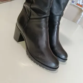 Stivali Cinti donna n.36 Made in Italy