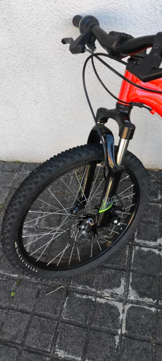 Bicicleta Rockrider ST900 20" niño (5-9 años)