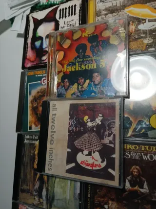 Lote 26 CDs Música variada PARA NESTOR
