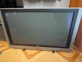 Televisión LG 42PC1RV + TDT