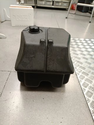 Gilera  Depósito Gasolina  KZ 125