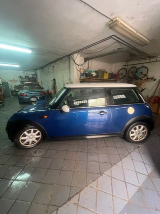 MINI One 2004