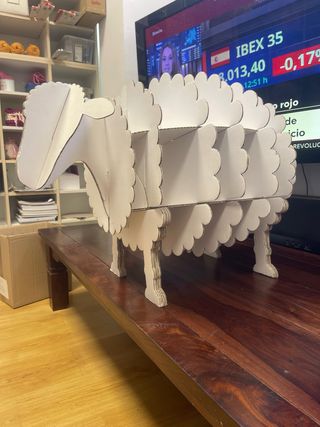 Expositor de cartón oveja