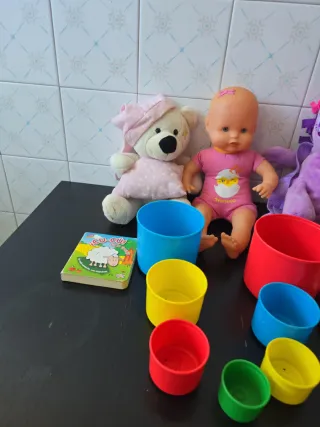 Muñeca Nenuco, Oso Peluche y Unicornio Morado