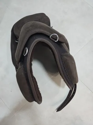 Silla de montar marrón