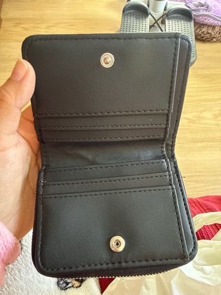 Monedero Stradivarius negro