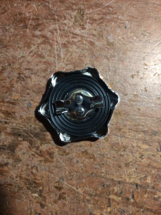 Tapón radiador y aceite Seat 600