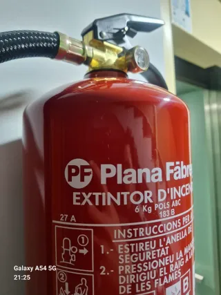 Extintor Plana Fàbre 6 Kg ABC