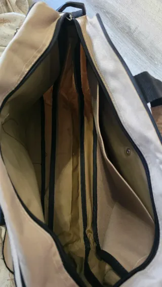 Bolso bandolera Nike beige y negro