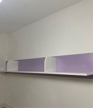 Estantería Lila y Blanca para habitación de niños