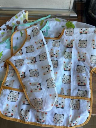 Lote Baberos Impermeables Infantiles