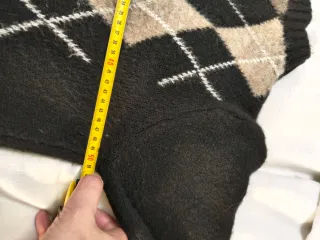 Jersey de rombos negro y beige