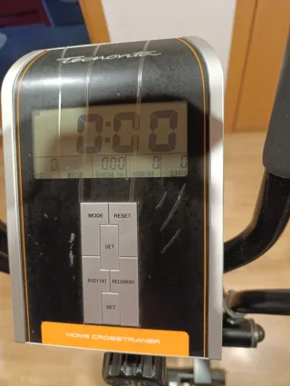 Bicicleta Elíptica EvoC950(precio algo negociable)