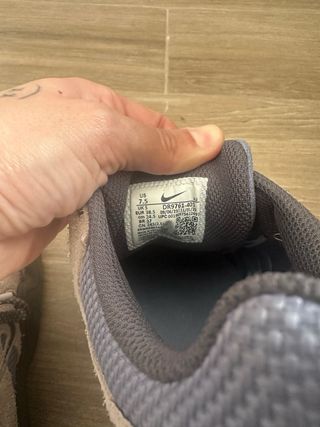 Zapatillas Nike Tech era Beige y Azul 38,5