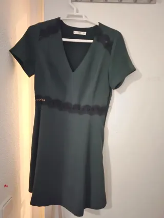 Vestido Mango verde con encaje