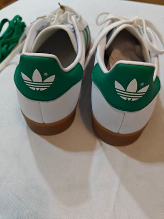Adidas Gazelle Blancas y Verdes Talla 40 2/3